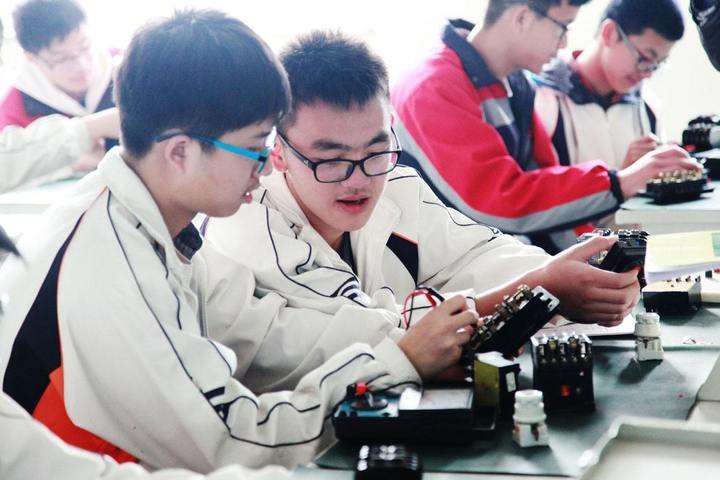 青年職教研究學者應思考職業教育的真問題 青年職教研究學者應思考職業教育的真問題