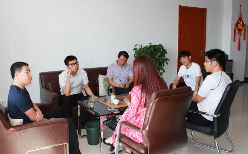承德騰飛職業技術專修學院于杰院長一行四人來公司考察交流 承德騰飛職業技術專修學院于杰院長一行四人來公司考察交流