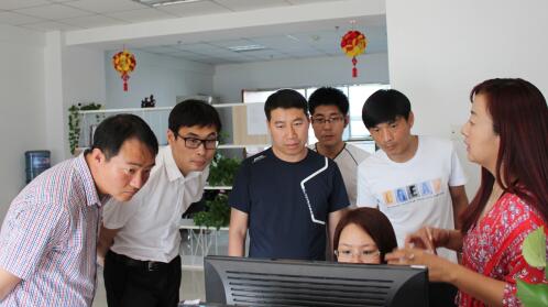 承德騰飛職業技術專修學院于杰院長一行四人來公司考察交流 承德騰飛職業技術專修學院于杰院長一行四人來公司考察交流