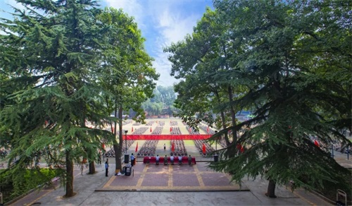 走進西安鐵道職業(yè)學校感受校園文化 走進西安鐵道職業(yè)學校感受校園文化