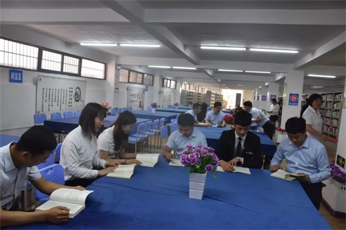 西安鐵道職業學校開展精準扶貧入戶走訪活動 西安鐵道職業學校開展精準扶貧入戶走訪活動