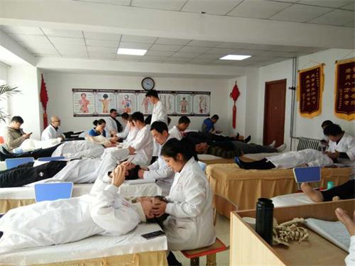 石家莊炎黃中醫推拿按摩創業班9月1日開課! 石家莊炎黃中醫推拿按摩創業班9月1日開課!