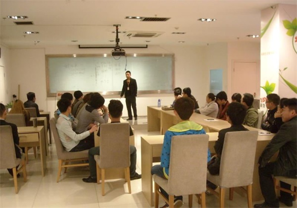 石家莊東文設(shè)計(jì)培訓(xùn)學(xué)校有哪些培訓(xùn)課程? 石家莊東文設(shè)計(jì)培訓(xùn)學(xué)校有哪些培訓(xùn)課程?