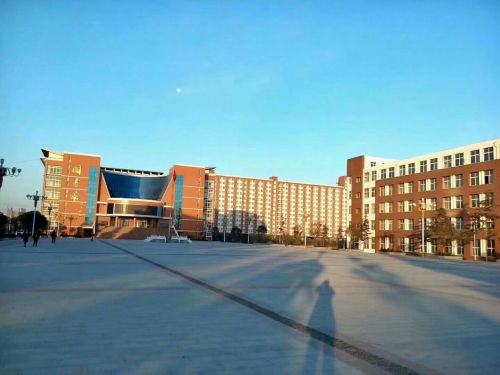 如何報考鄭州軌道工程職業學院?學院資助政策有哪些? 如何報考鄭州軌道工程職業學院?學院資助政策有哪些?