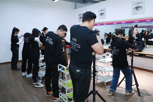 亞他利亞職業(yè)技能培訓學校招生簡章 亞他利亞職業(yè)技能培訓學校招生簡章