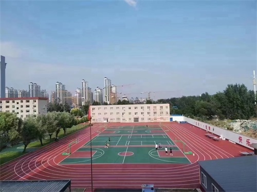 保定萬維科技技工學校校園環境好嗎? 保定萬維科技技工學校校園環境好嗎?