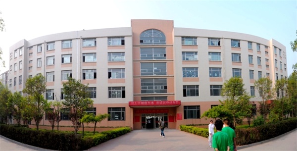 鄭州財(cái)稅金融職業(yè)學(xué)院有幾個(gè)校區(qū)? 鄭州財(cái)稅金融職業(yè)學(xué)院有幾個(gè)校區(qū)?